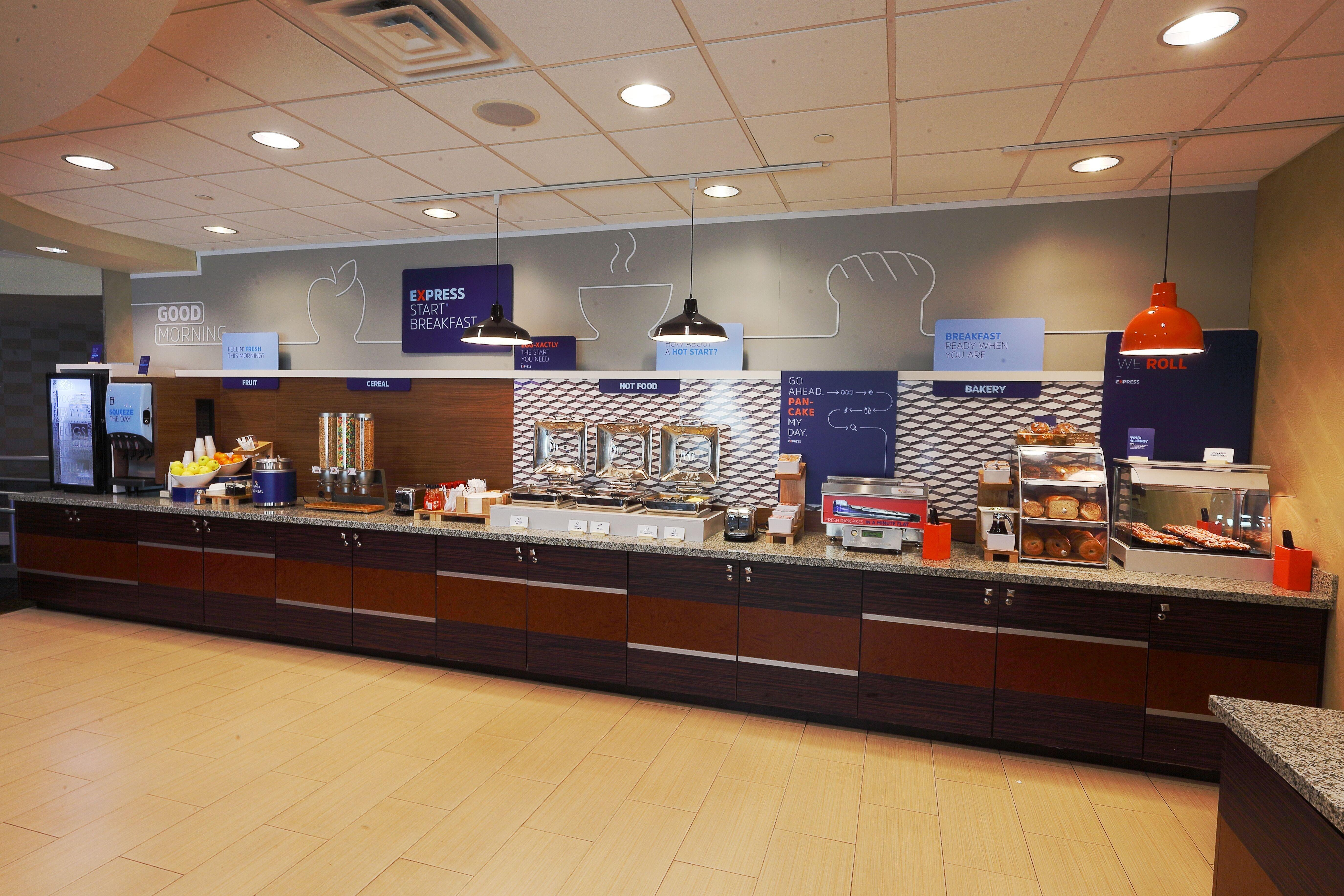 Holiday Inn Express Pittsburgh West - Greentree, An Ihg Hotel Crafton Exteriör bild