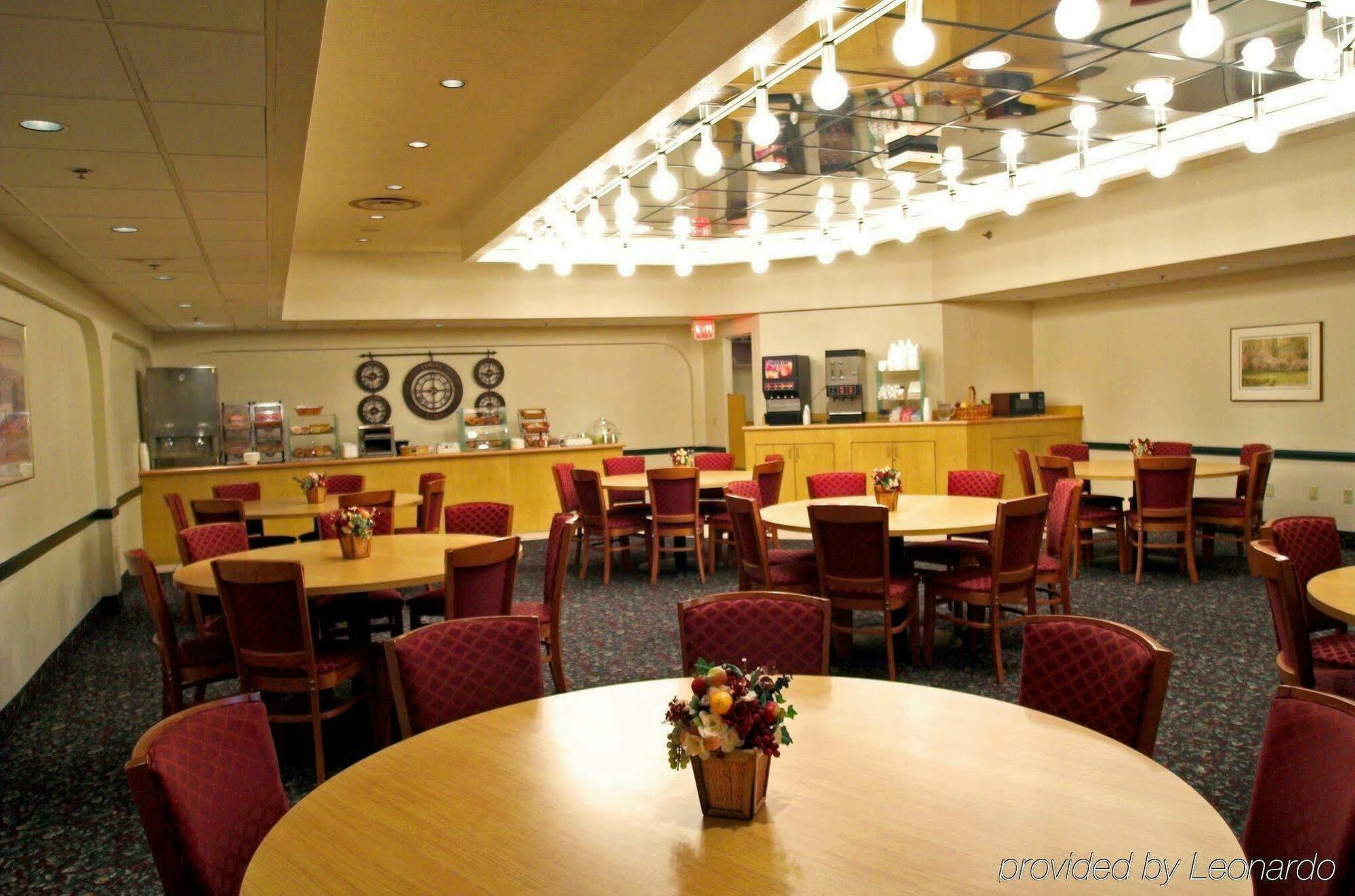 Holiday Inn Express Pittsburgh West - Greentree, An Ihg Hotel Crafton Exteriör bild